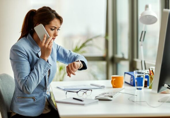 digital detox for busy professionals