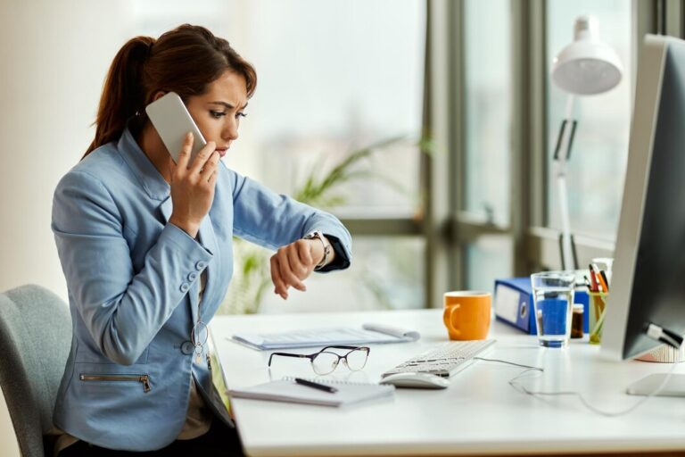 digital detox for busy professionals