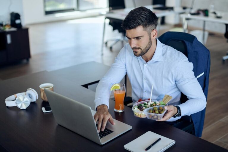 digital detox for working professionals