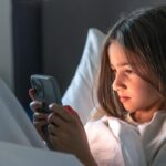 stop using phone before bed